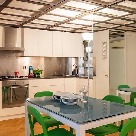 Navona Award Collection *