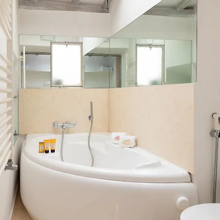 Navona Award Collection Apartment *